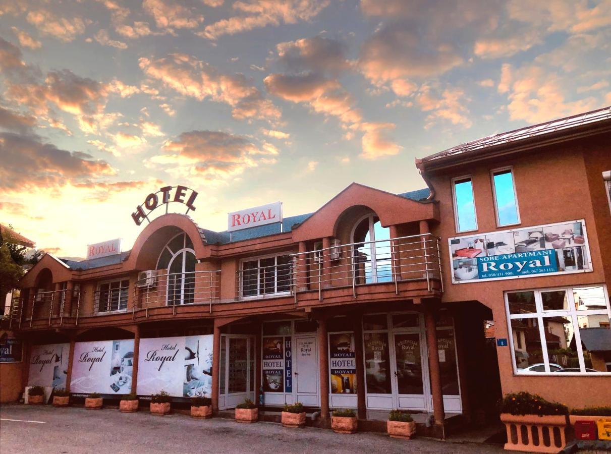 Hotel Royal Бело Поле Екстериор снимка